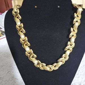 Luxurious Gold-Tone Statement Necklace